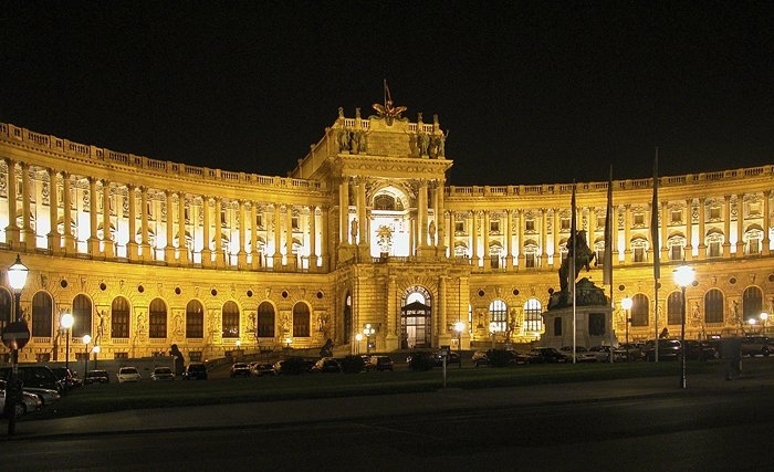 Des chefs d'entreprise et des experts tunisiens à l’étranger demandent au gouvernement de mettre en œuvre des réformes immédiates.