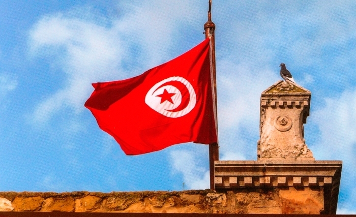 Le Drapeau Tunisien L Histoire La Signification L Usage De Mahjoub Smirani