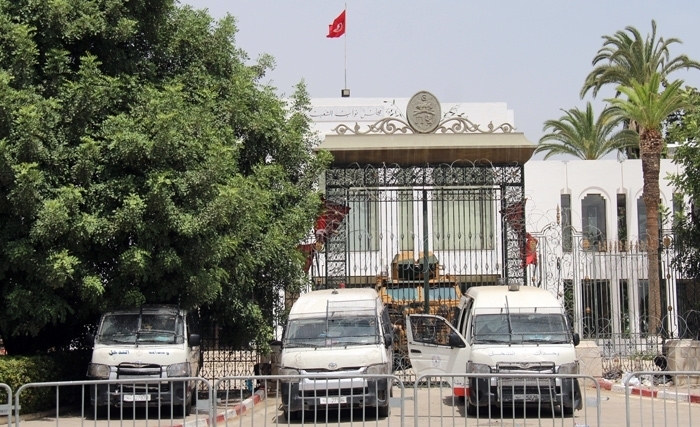 Comment entrer (rapidement) dans la troisième République démocratique ? Deux feuilles de route et deux scénarios pour la Tunisie