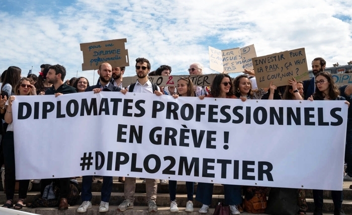 Grève des diplomates Français : une grève réellement diplomatique !