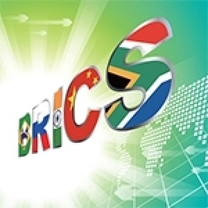 Elyes Ghariani - Quel avenir pour les BRICS ? Trois scénarios pour un monde en transition