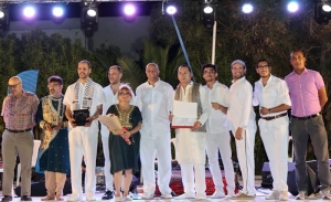 Depuis le Canada, Karim Charrad et Walid Gharbi promènent en Tunisie leur spectacle Violon autour du monde (Vidéo et album photos)